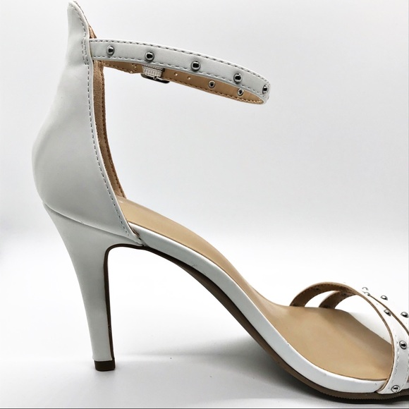 A New Day Enya Studded Barely There Pump Heels NWT - Picture 4 of 8